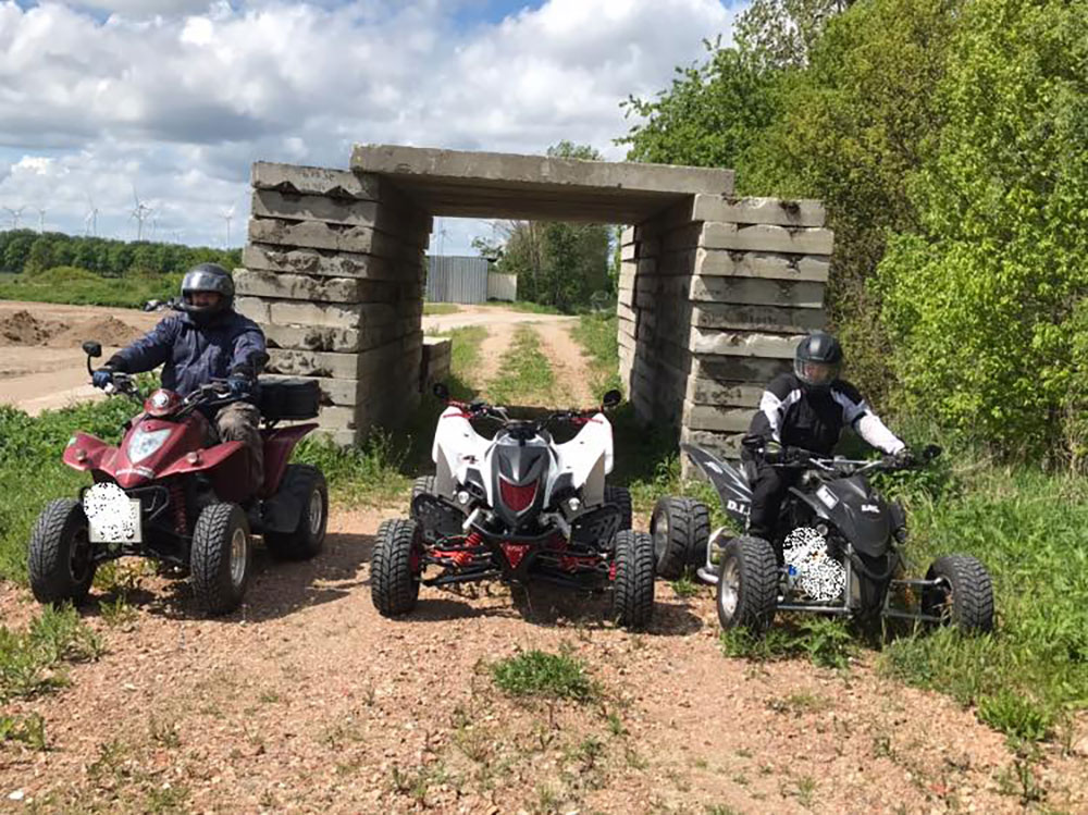 Mit dem Quad durch das Usedomer Hinterland Quad auf einer Tour durch die Landschaft der Insel Usedom