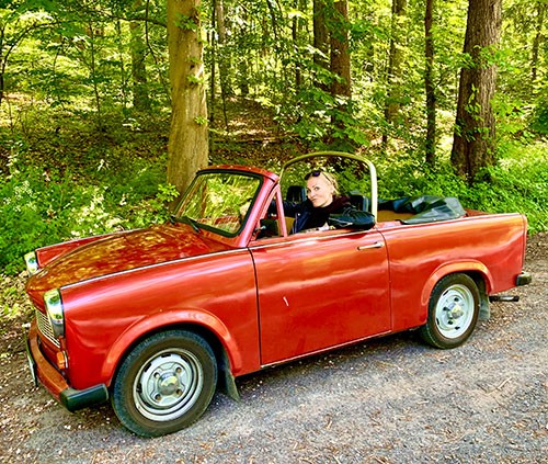 Trabant Cabrio auf Usedom - Fotostopp während der Inselrunde Roter Trabant Cabrio bei einem Fotostopp auf Usedom