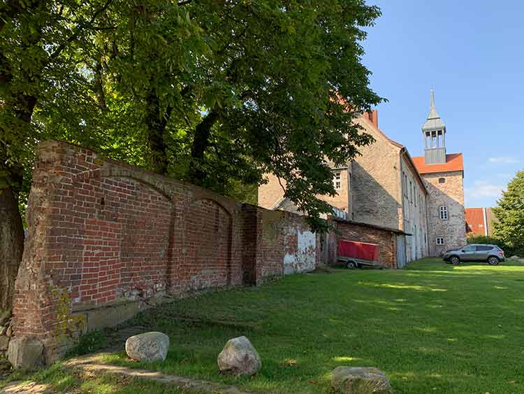 Schloss Pudagla Rückseite