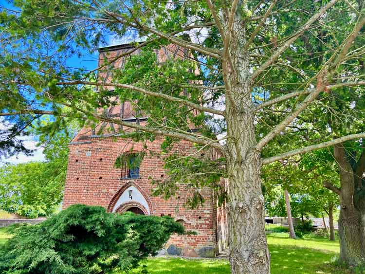 Spätgotische Kirche Mönchow