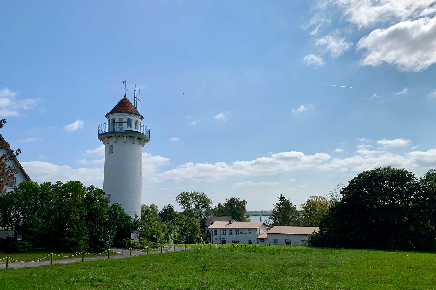 Lotsenturm auf Usedom bei Karnin Lotsenturm in Karnin mit Blick auf das Stettiner Haff