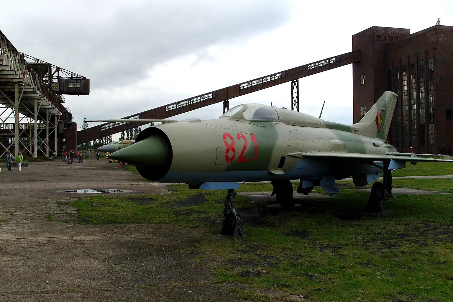 MiG-21 mit der Kennung 821 in Peenemünde im Jahr 2006